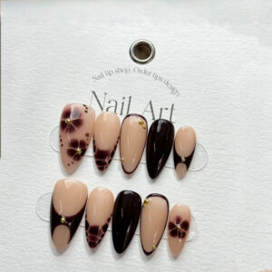 Hand-painted art wearable nail